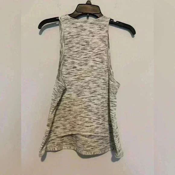 Lululemon Squad Goals Tank Top Womens Size 4 Black & White Space Dye - Picture 3 of 5